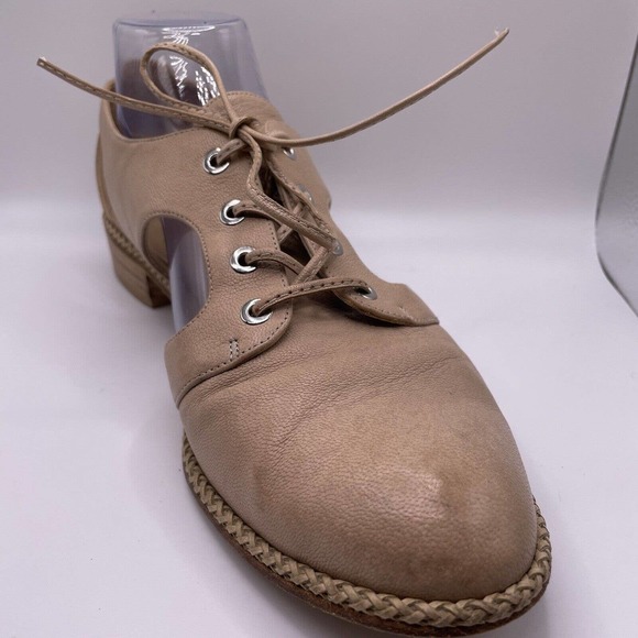 Stuart Weitzman Women’s Size 10 Tan almond Lace Up Leather Loafers Oxfords - Picture 14 of 16
